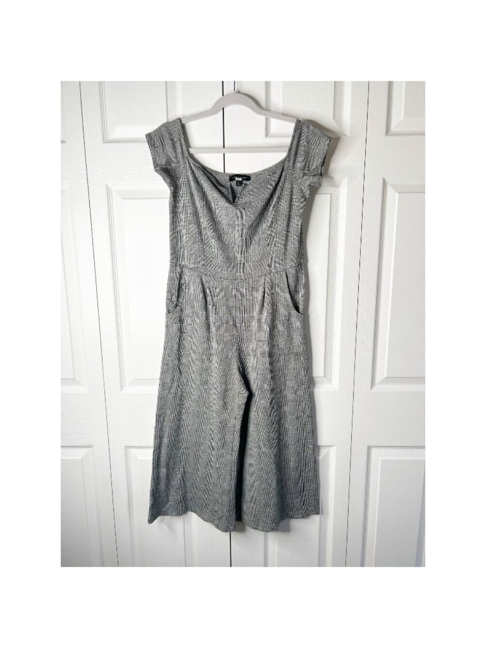 Slate & Willow Black Plaid Off The Shoulder Crop Jumpsuit Women's Size Large L